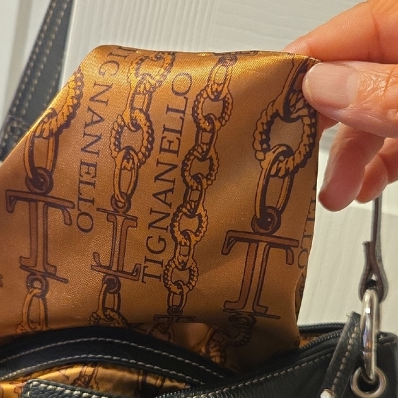 Tignanello Elegant Black Shoulder/Crossbody Bag - Picture 4 of 12